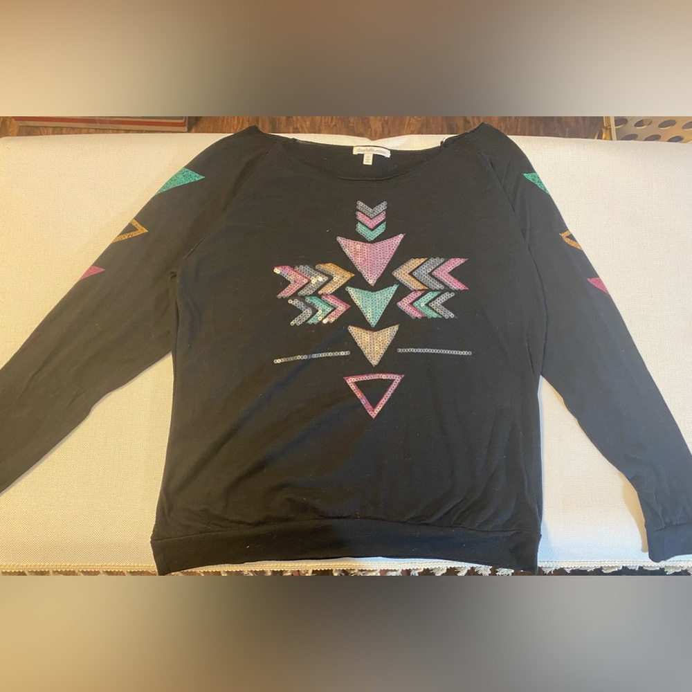 Relaxed, Black Long Sleeve Top with Sequined, Arrow Design | M | Charlotte Russe